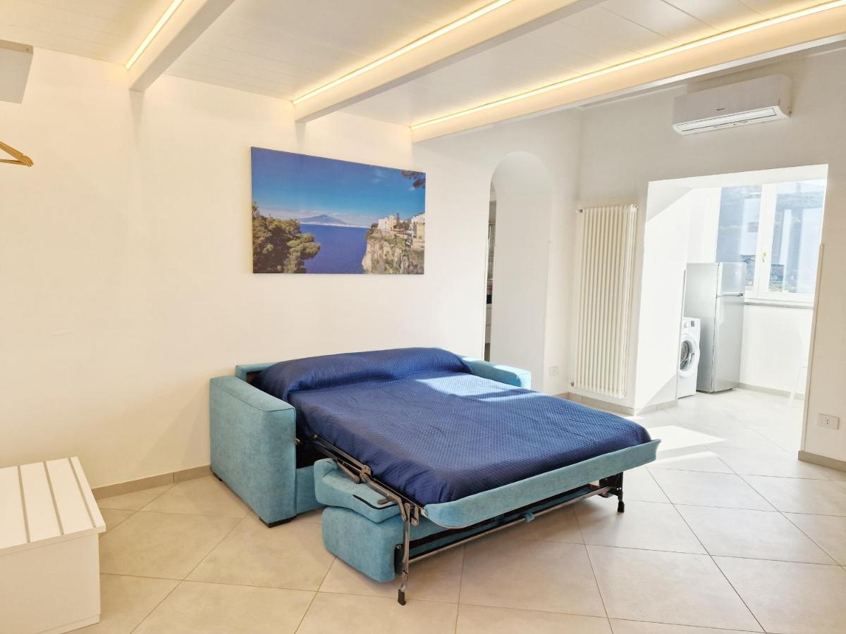 Savarese Luxury Palace Apartment วีโกเอเกวนเซ ภายนอก รูปภาพ